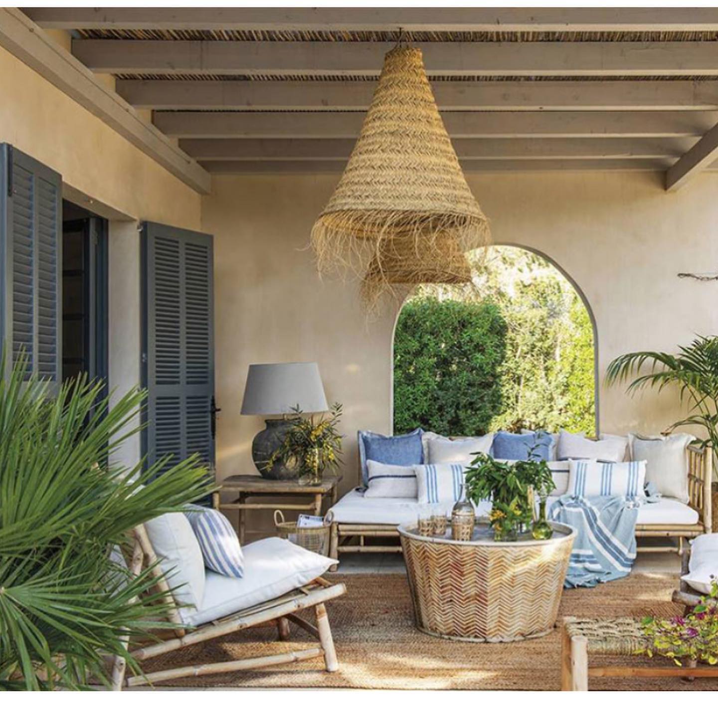 Embrace the Tuscan Vibe - Crafting Your Perfect Mediterranean Outdoor Oasis